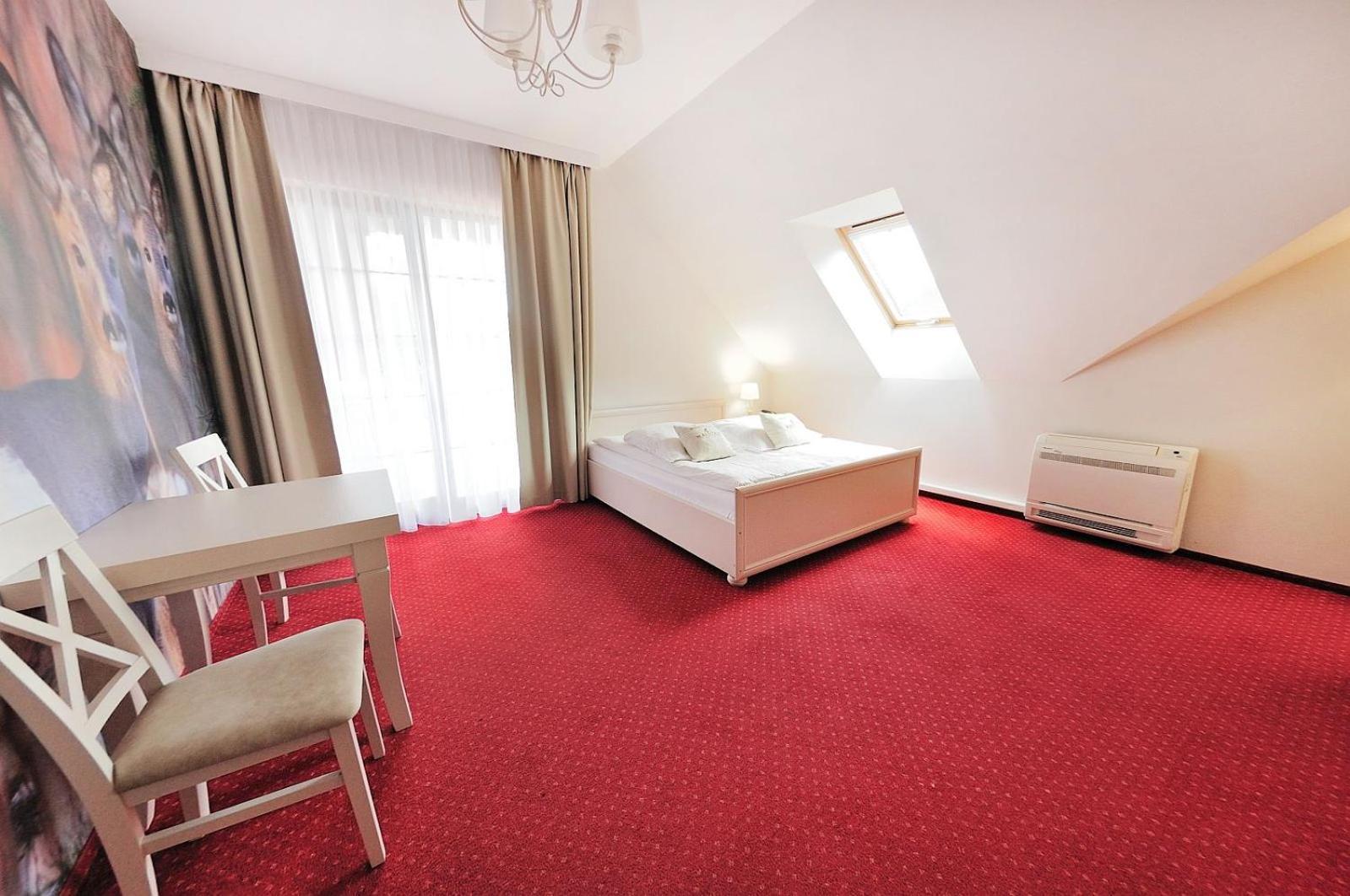 Malutkie Resort Radomsko Exterior foto